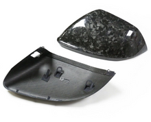 Laden Sie das Bild in den Galerie-Viewer, Carbon Fiber Mirror Covers for Audi Q8/RS Q8 and Lamborghini URUS (2017)