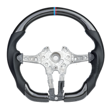 Laden Sie das Bild in den Galerie-Viewer, Carbon fiber steering wheel bare disc for BMW M5 F10/F90, M6 F06/F12/F13, M8 F91/F92/F93, 5 Series F10/F11/GT F07, 6 Series F06/F12/F13, 7 Series F01/F02/F03 (2015)