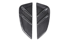 Laden Sie das Bild in den Galerie-Viewer, Carbon Fiber Fender Air Intakes for BMW G80