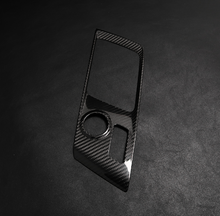 Cargar imagen en el visor de la galería, Carbon Fiber Gear Shift Panel for Chevrolet Corvette C7