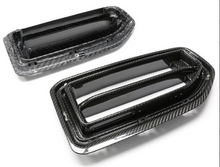 Laden Sie das Bild in den Galerie-Viewer, Carbon Fiber Front Grille for BMW G87 M2